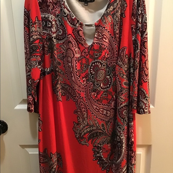 Paisley Red Dress - Picture 2 of 11
